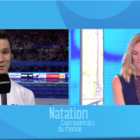 REPORTAGE CANAL + : de l'équipe de France Junior à Senior  BIZUTAGE d'une jeune nageur de 20 ans en direct à la TÉLÉ !
